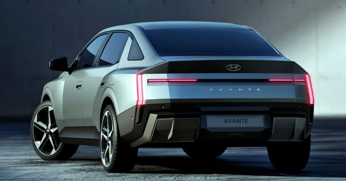 Next-Generation Hyundai Elantra Revealed — News | AutoThrust India